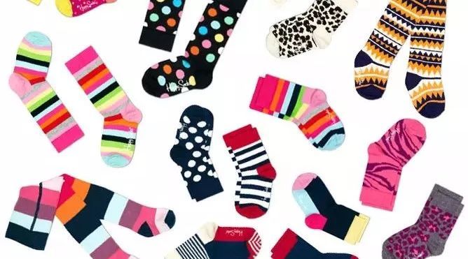 冬天襪子怎么穿?保暖、時尚、不跌范er!_時尚